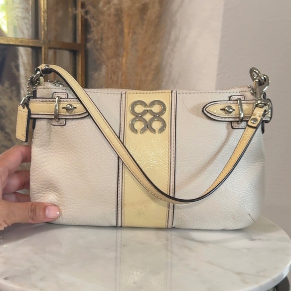 COACH Vintage Y2K Butter Cream/Yellow Leather Top Handle Mini Bag Handbag Clutch - Picture 1 of 11